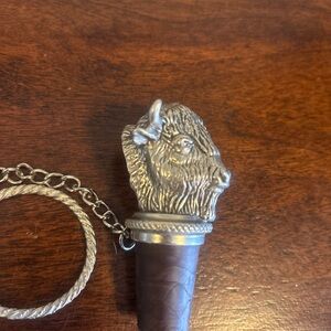 Vintage 2002 HM Pewter Wine Bottle Stopper Buffalo w/ Chain Ring & Loop